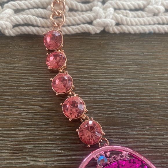 🌺BetseyJohnsonStatement Pink Heart Arrow Necklace - Picture 6 of 10